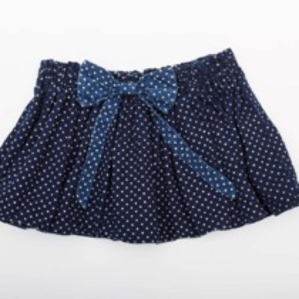 Denim Skirt with elastic waistband.